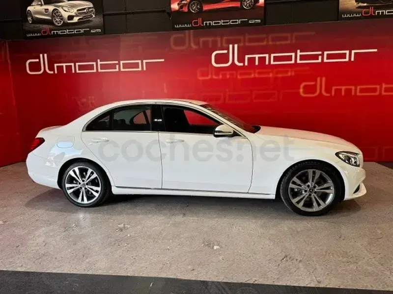 Usado Mercedes C220 194 CV (142 kW) 2018 Blanco Berlina