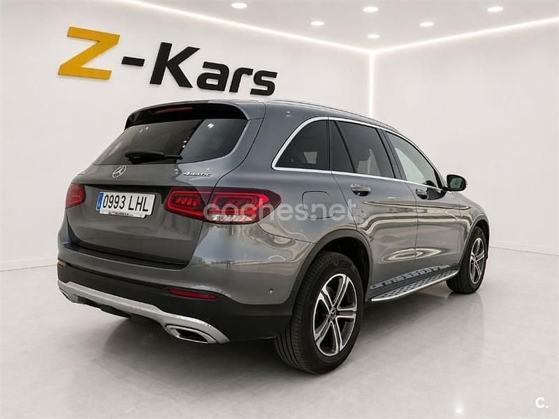 Usado Mercedes GLC200 197 CV (144 kW) 2020 Gris / plata SUV