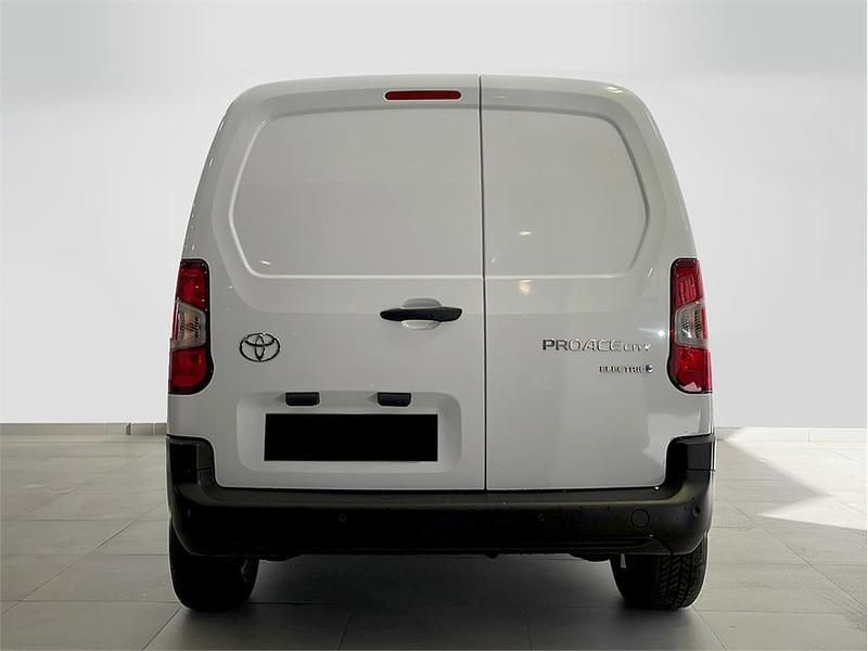 Usado Toyota Proace City City 100 kW (136 CV) 2025 Blanco Monovolumen