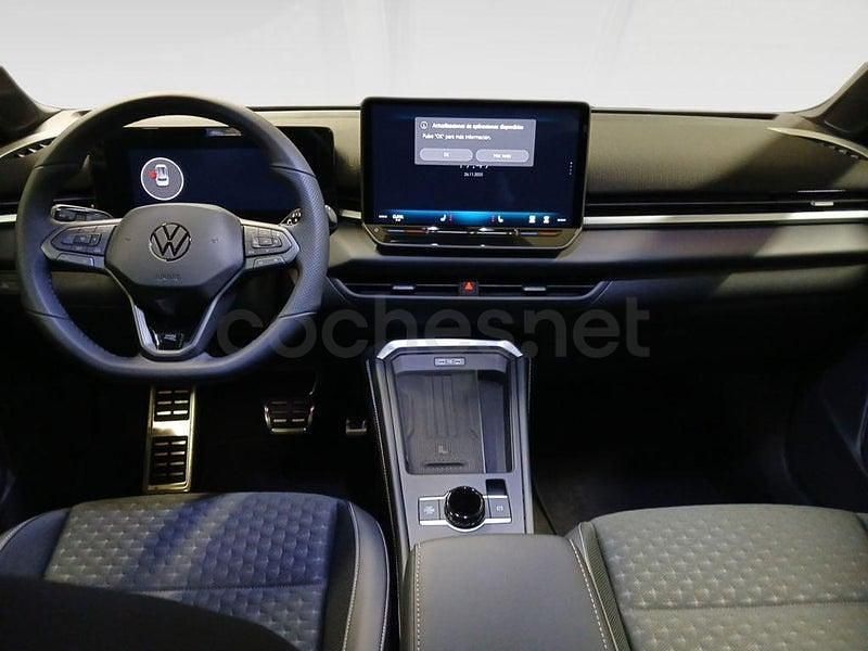 Usado VW T-Roc Edition 150 CV (110 kW) 2025 Negro SUV