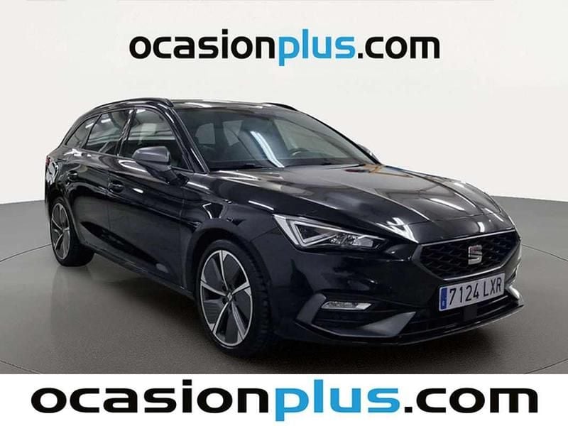 Usado Seat Leon ST FR 150 CV (110 kW) 2022 Negro Familiar