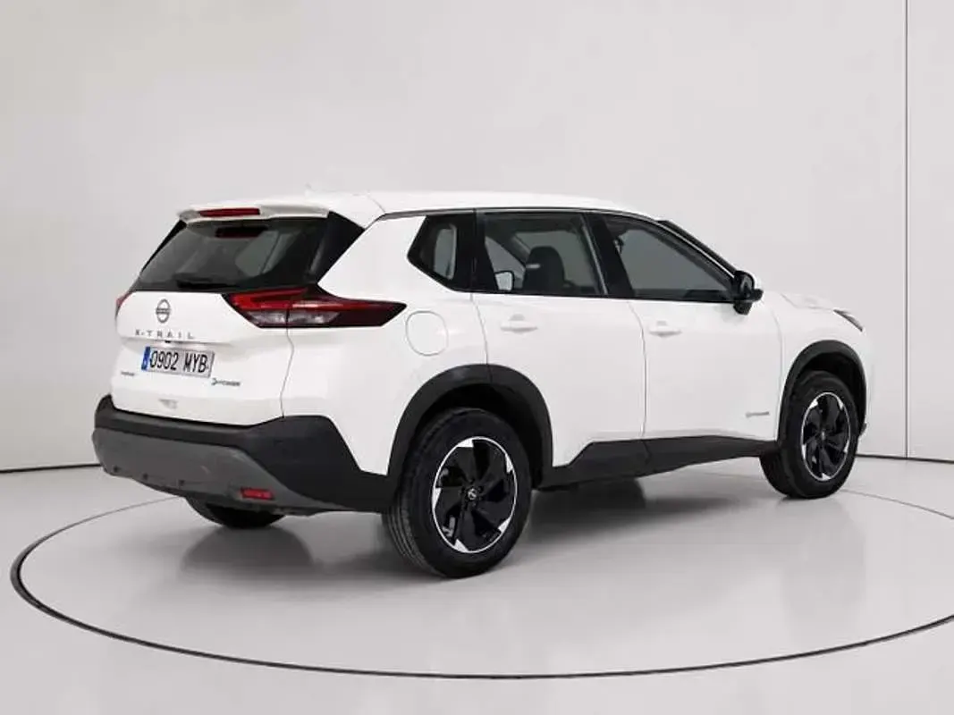 Usado Nissan X-Trail Acenta 213 CV (156 kW) 2025 Blanco SUV