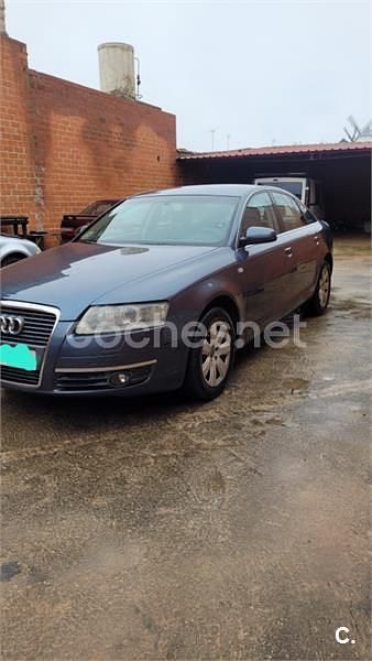 Usado Audi A6 225 CV (165 kW) 2004 Azul Familiar