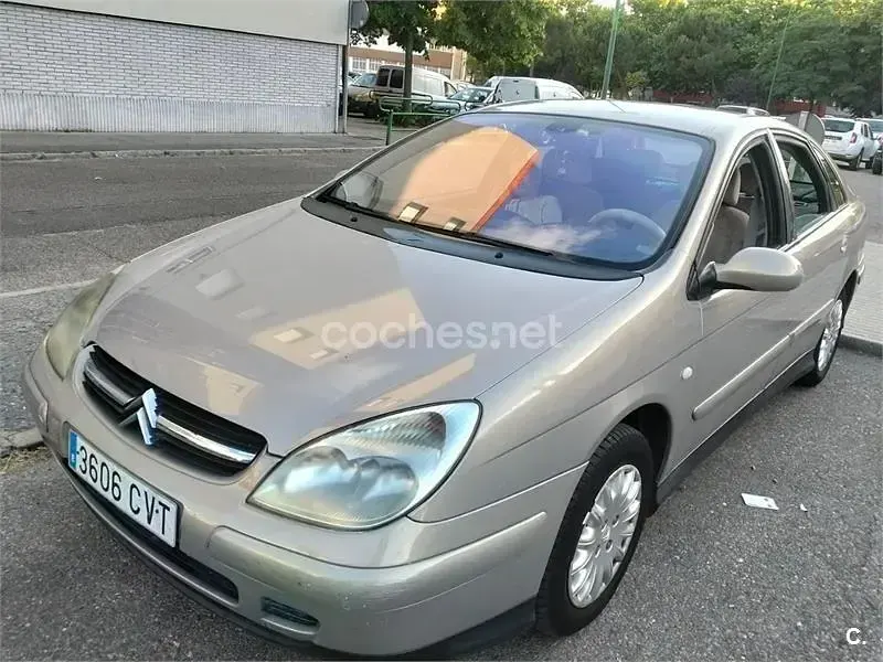 Usado Citroën C5 Exclusive 138 CV (101 kW) 2004 Beige Berlina