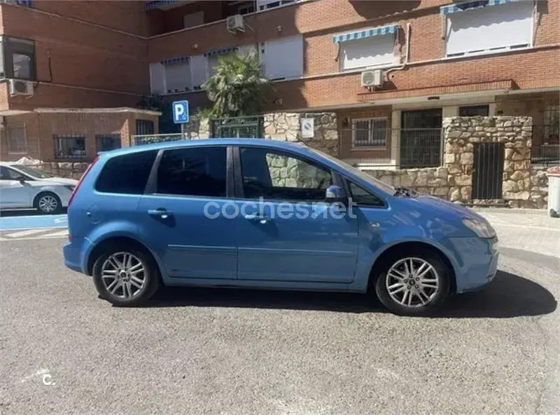 Usado Ford C-MAX Ghia 115 CV (84 kW) 2009 Azul Monovolumen