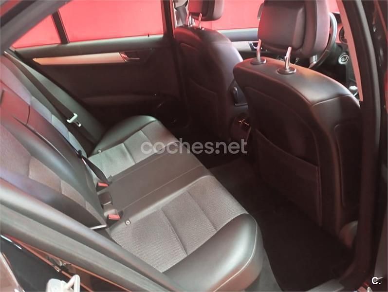 Usado Mercedes C280 Avantgarde 231 CV (169 kW) 2007 Negro Berlina