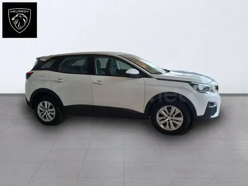 Usado Peugeot 3008 Active 130 CV (95 kW) 2016 Blanco SUV