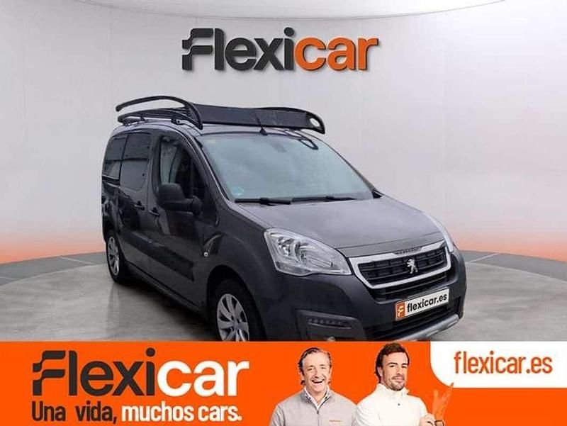 Gris Usado 2016 Peugeot TePee Active Van | 10.990 € (Precio justo) - Imagen 1/4