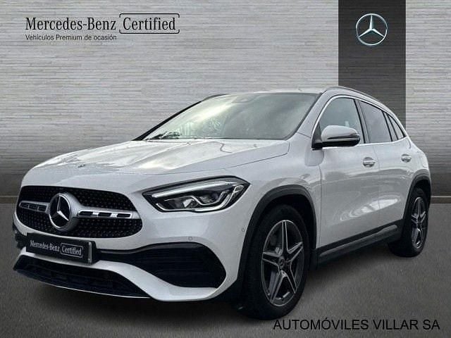 Usado Mercedes GLA180 136 CV (100 kW) 2023 Blanco polar SUV