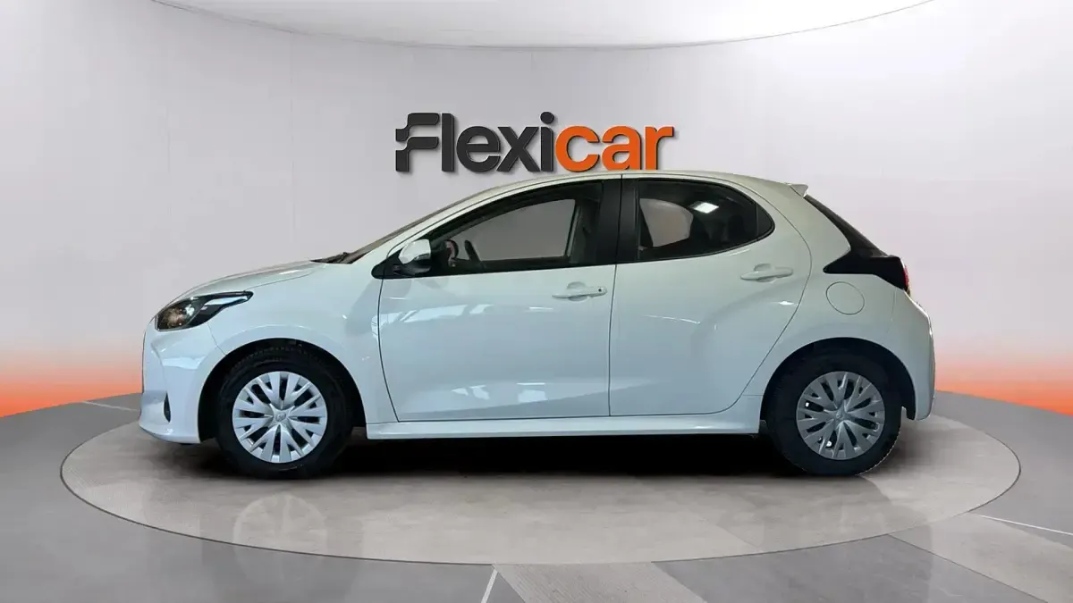 Usado Toyota Yaris Edition 125 CV (91 kW) 2023 Blanco Utilitario