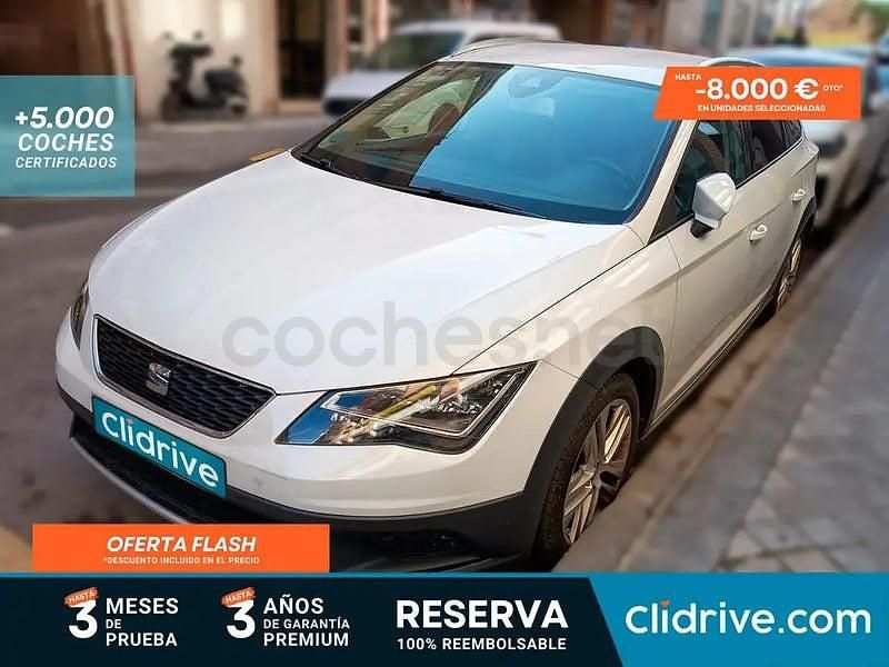 Usado Seat Leon 4Drive 110 CV (80 kW) 2016 Blanco Familiar