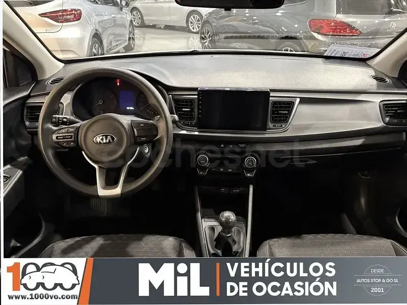 Usado Kia Rio 84 CV (61 kW) 2021 Blanco Berlina
