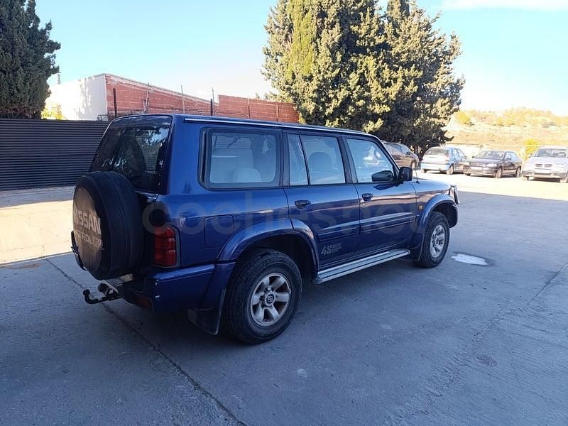 Usado Nissan Patrol SE 130 CV (95 kW) 2000 Azul SUV