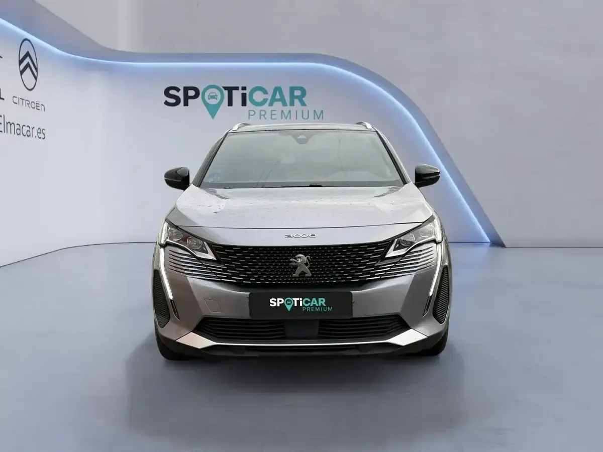 Usado Peugeot 3008 GT 225 CV (165 kW) 2022 Gris / plata SUV