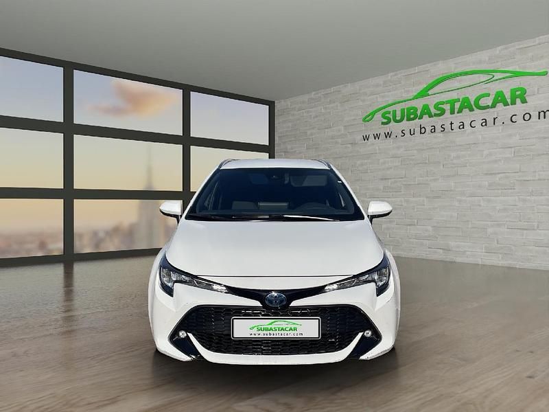 Usado Toyota Corolla Business Edition 122 CV (89 kW) 2022 Blanco Familiar
