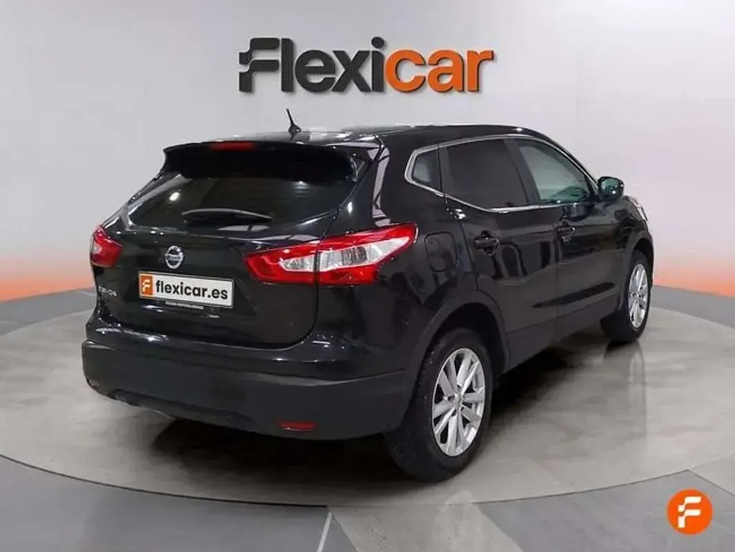 Gebraucht Nissan Qashqai Acenta 110 PS (80 kW) 2017 Schwarz SUV