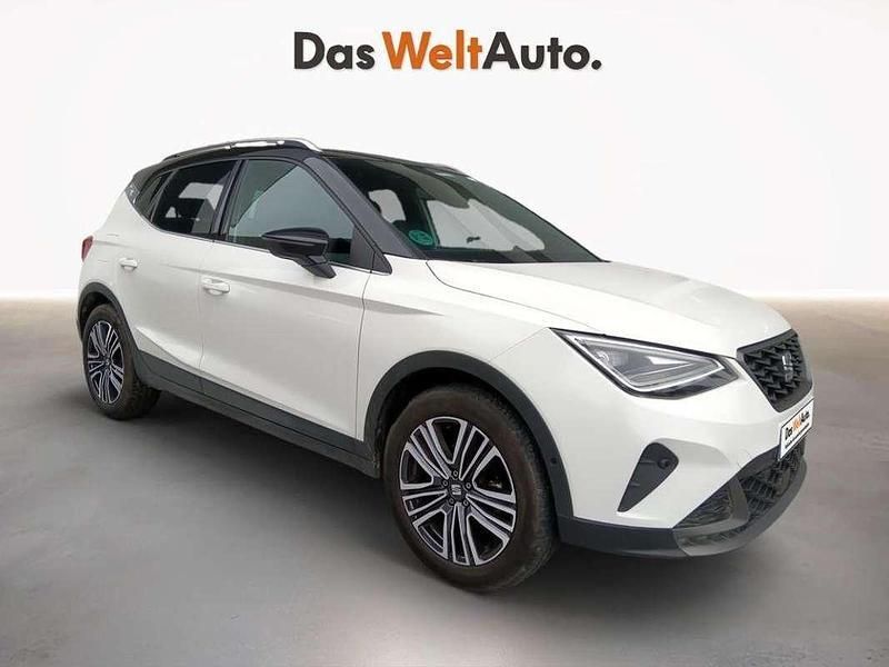 Blanco Usado 2024 Seat Arona FR SUV | 18.450 € (Precio justo) - Imagen 1/4