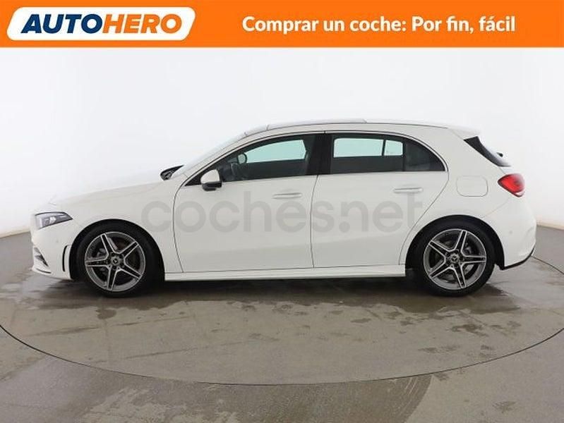 Usado Mercedes A200 AMG line 150 CV (110 kW) 2021 Blanco Berlina