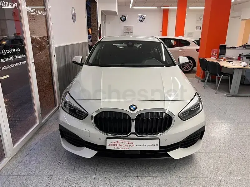 Usado BMW 118 136 CV (100 kW) 2022 Blanco Berlina