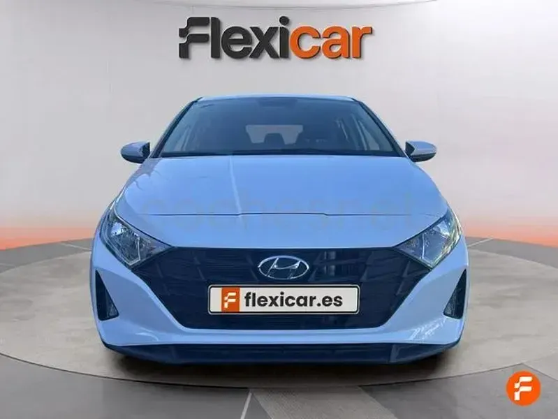 Usado Hyundai i20 100 CV (73 kW) 2022 Blanco Utilitario