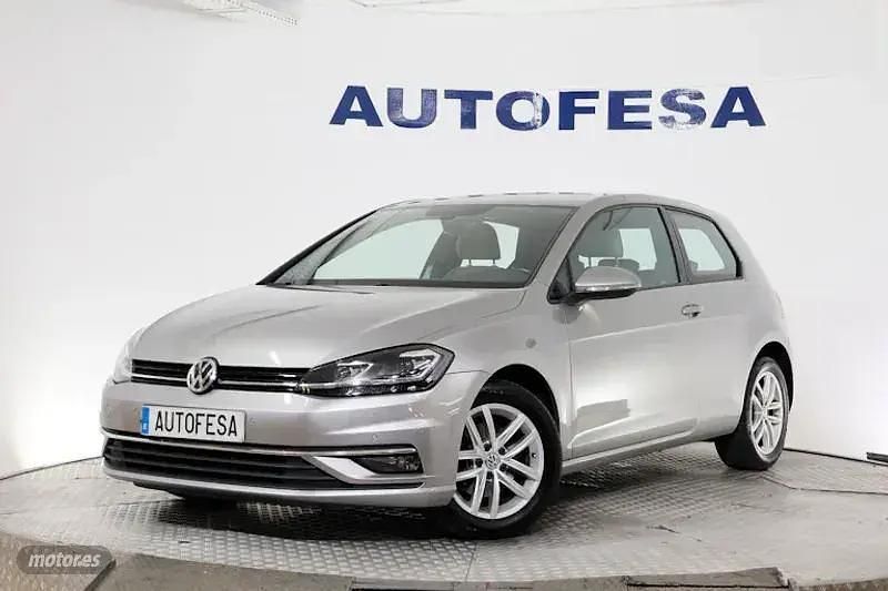 Plateado Usado 2018 VW Golf VII Sportline Utilitario | 14.350 € (Super precio) - Imagen 1/4