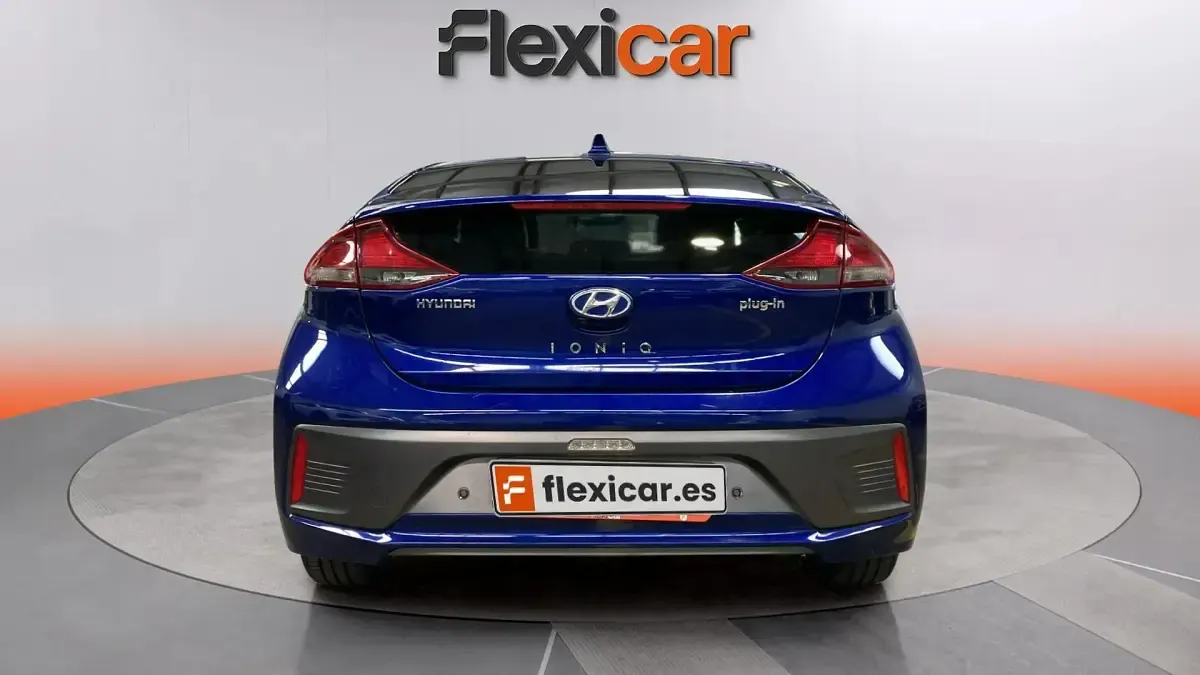 Usado Hyundai Ioniq 141 CV (103 kW) 2022 Azul Utilitario