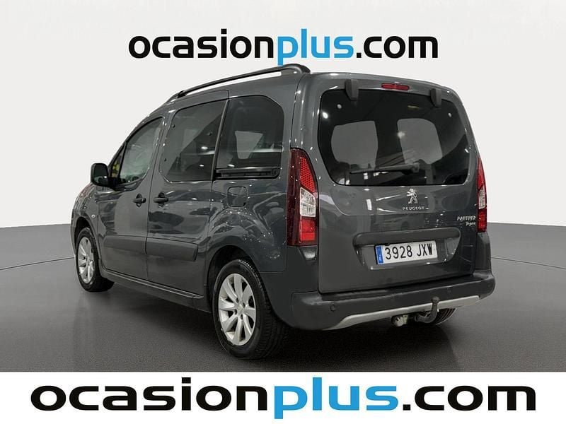 Usado Peugeot Partner Tepee Outdoor 100 CV (73 kW) 2017 Gris Monovolumen
