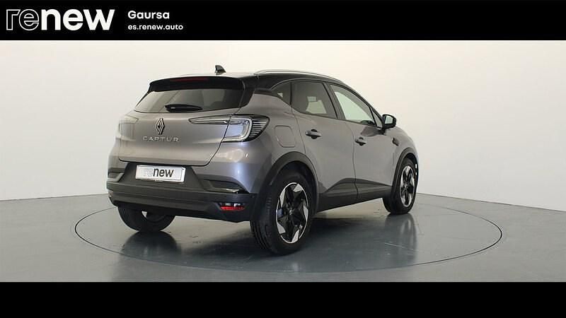 Usado Renault Captur Techno 101 CV (74 kW) 2025 Gris SUV