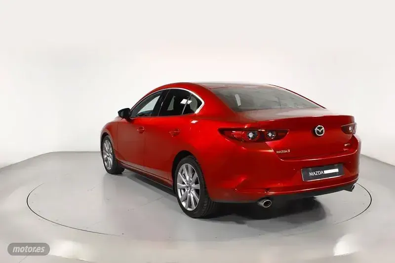 Usado Mazda 3 Exclusive-Line 150 CV (110 kW) 2023 Rojo Berlina