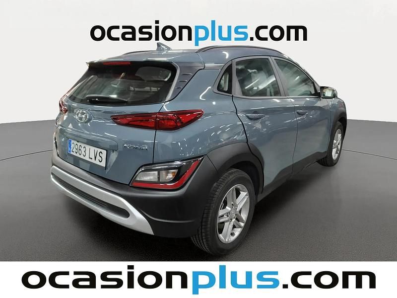 Usado Hyundai Kona 120 HP (88 kW) 2021 Verde SUV