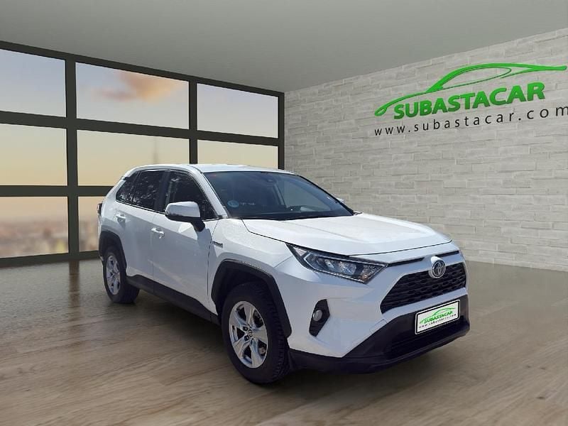 Usado Toyota RAV4 Hybrid Business Edition 222 CV (163 kW) 2021 Blanco SUV
