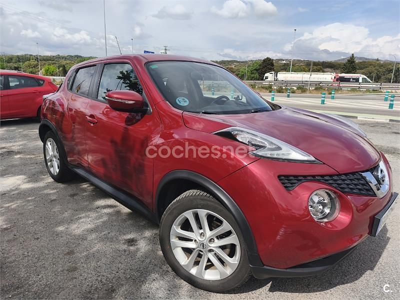 Usado Nissan Juke Acenta 110 HP (80 kW) 2018 Vermelho SUV