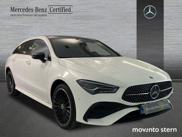 Usado Mercedes CLA250e 218 CV (160 kW) 2024 Blanco polar Berlina