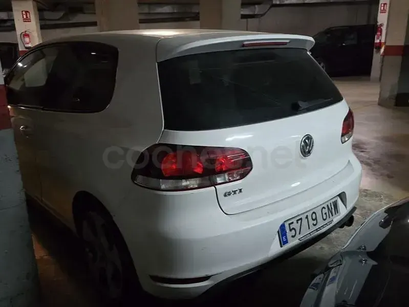 Usado VW Golf VI GTI 211 CV (155 kW) 2009 Blanco Utilitario
