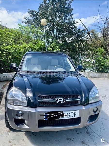 Usado Hyundai Tucson Comfort 140 CV (102 kW) 2008 Negro SUV