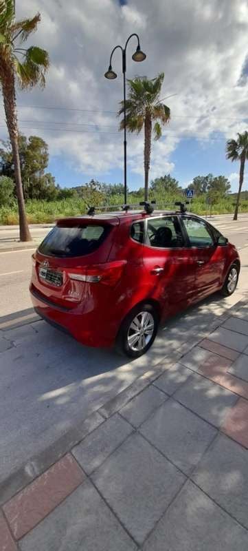 Usado Hyundai ix20 126 CV (92 kW) 2014 Rojo Utilitario