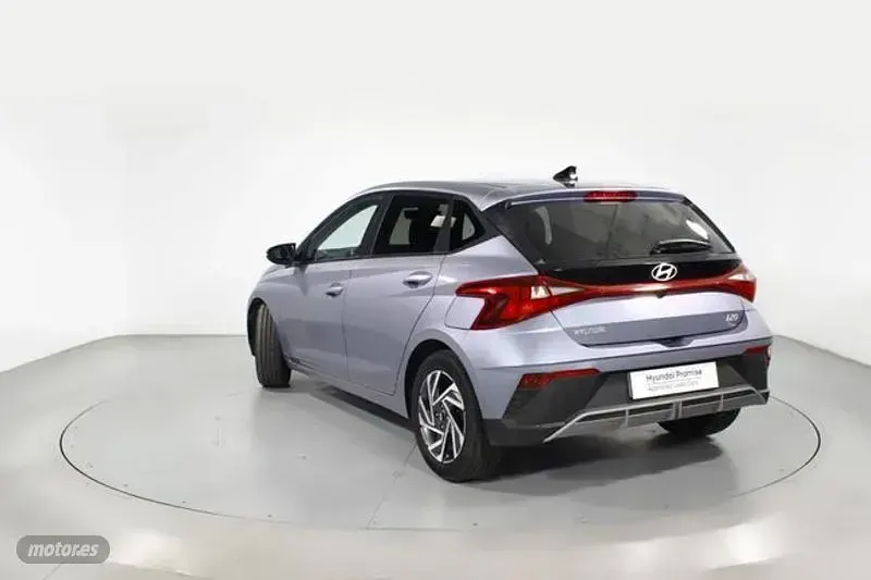 Usado Hyundai i20 79 CV (58 kW) 2025 Azul Utilitario