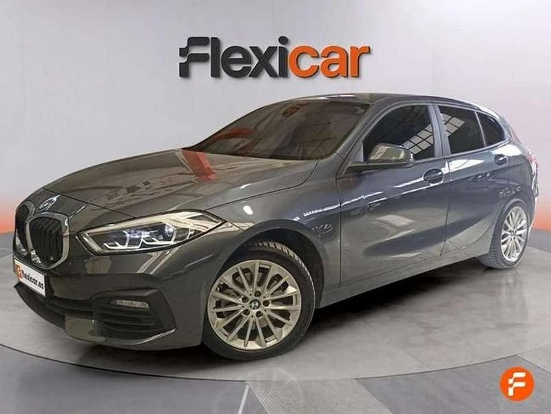 Usado BMW 118 140 CV (102 kW) 2020 Gris Utilitario