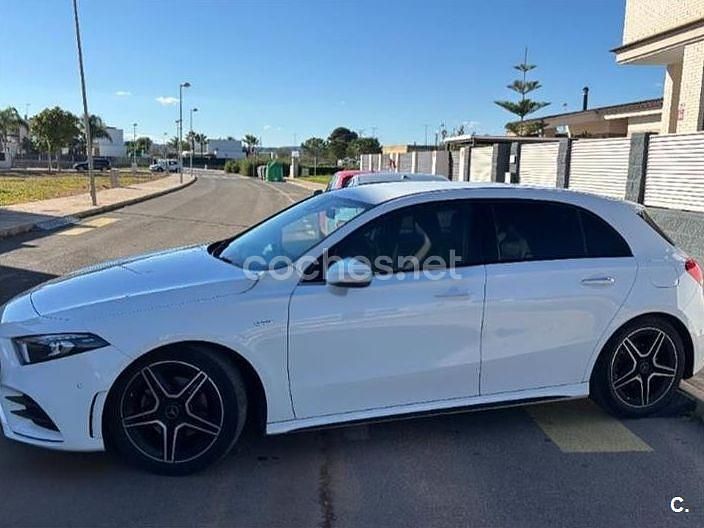 Blanco Usado 2022 Mercedes A180 Berlina | 24.990 € (Buen precio) - Imagen 1/4
