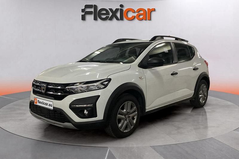 Usado Dacia Sandero Essentiel 91 CV (66 kW) 2022 Blanco Berlina