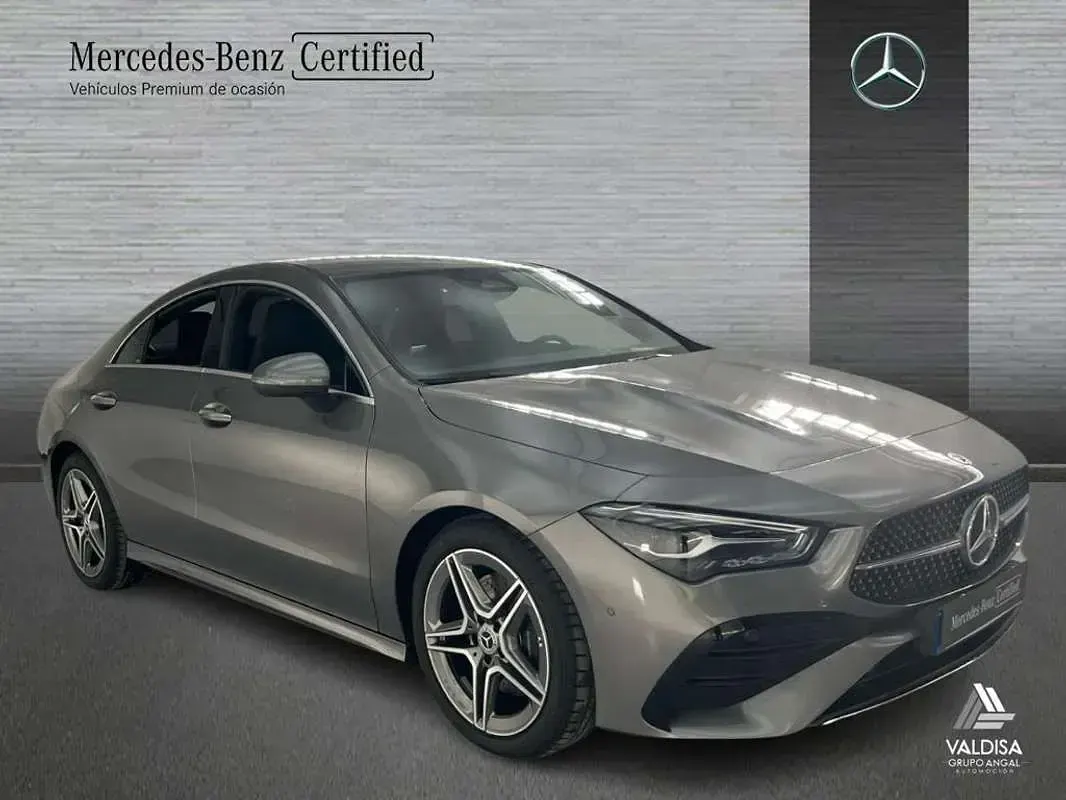 Usado Mercedes CLA200 163 CV (119 kW) 2026 Berlina