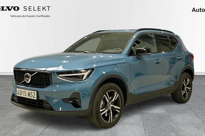 Usado Volvo XC40 Plus 163 CV (119 kW) 2024 Azul SUV
