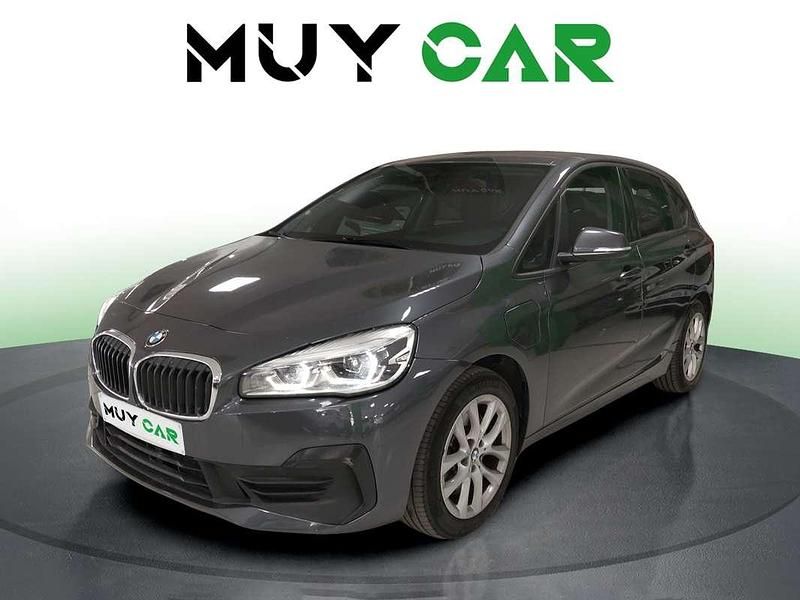 Usado BMW 225 Active Tourer iPerformance 224 CV (164 kW) 2020 Gris Monovolumen