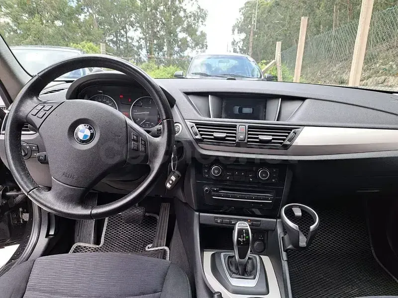 Usado BMW X1 143 CV (105 kW) 2015 Negro SUV
