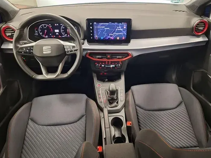 Usado Seat Ibiza FR 150 CV (110 kW) 2025 Azul Utilitario