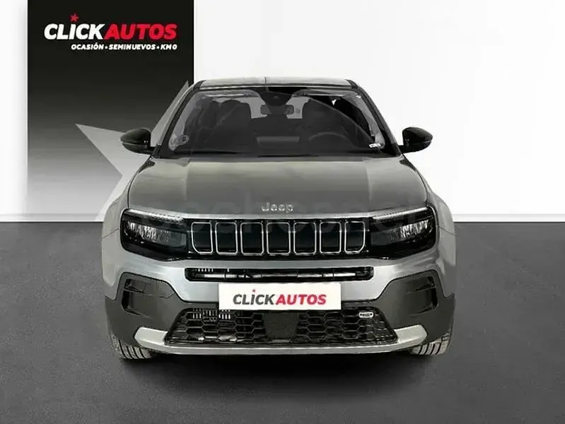 Usado Jeep Avenger Altitude 101 CV (74 kW) 2023 Gris / plata SUV