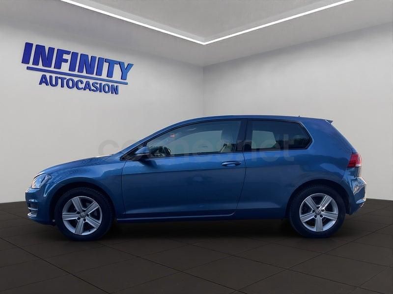 Usado VW Golf VII Advance 105 CV (77 kW) 2015 Azul Berlina