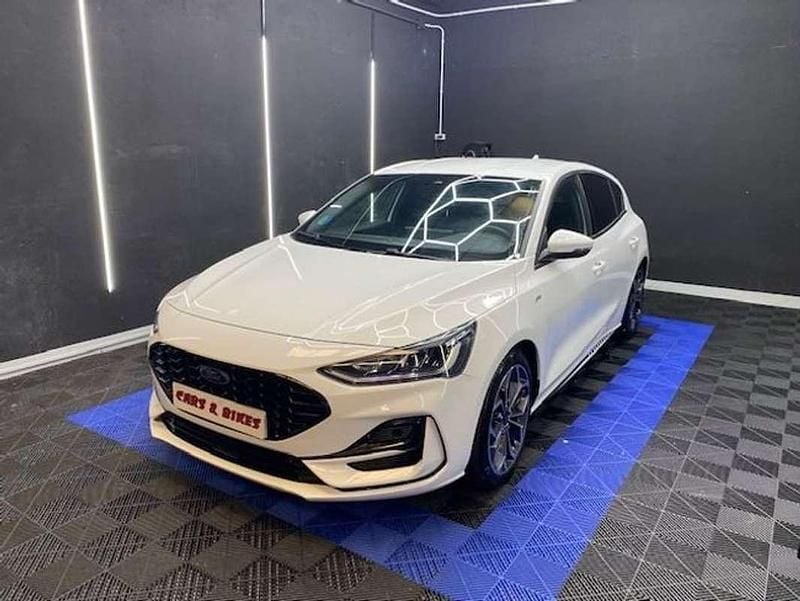 Usado Ford Focus ST-Line 125 CV (91 kW) 2024 Blanco Utilitario