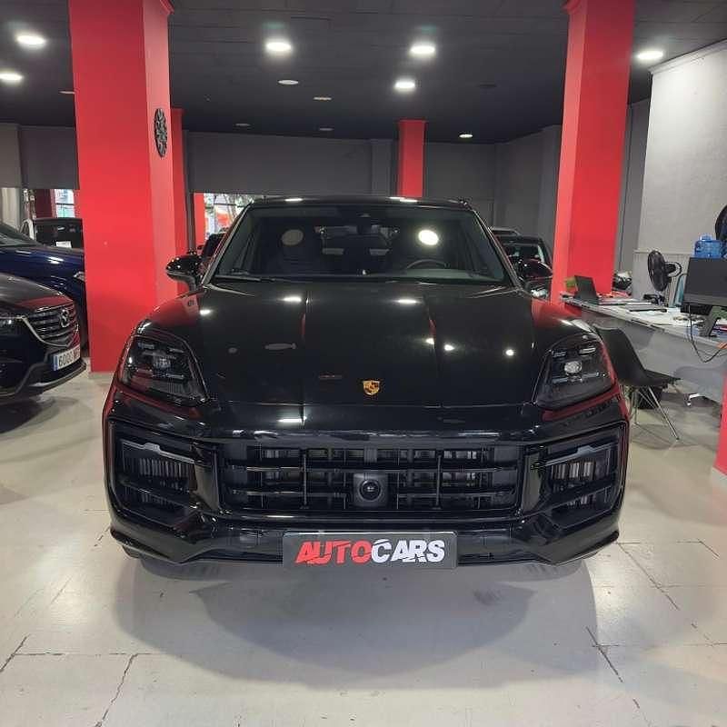 Usado Porsche Cayenne 470 CV (345 kW) 2024 Negro SUV