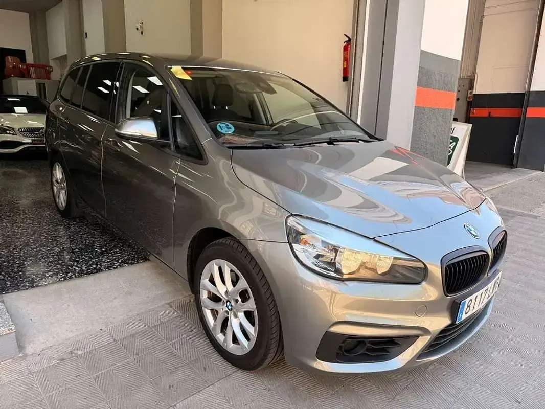 Usado BMW 218 Advantage 150 CV (110 kW) 2016 Marrón Monovolumen